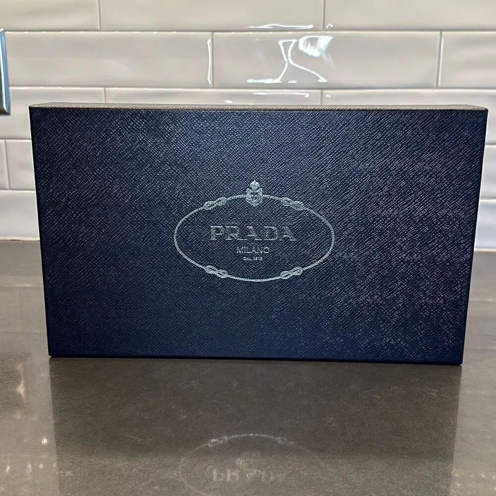 Prada Box Bundle ( 5 Piece) - Picture 5 of 12